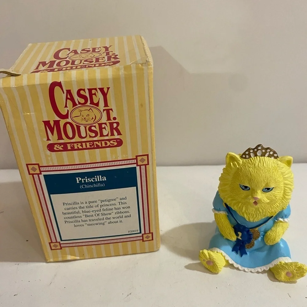 Casey T. Mouser & Friends Figurine (KA)